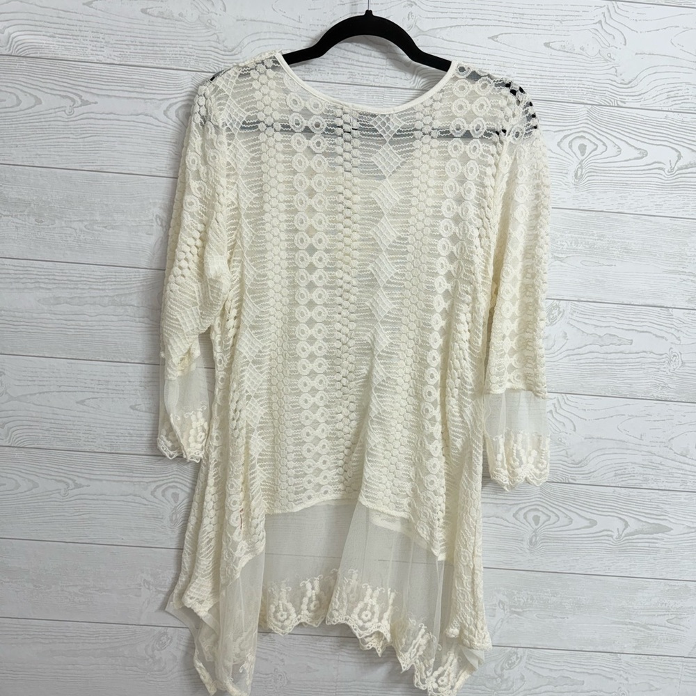 LeModa Women’s Ivory Shear & Lace Boho Top. Size M - Picture 2 of 8